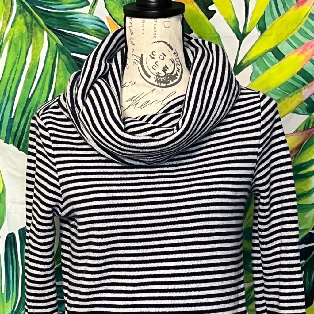 Tommy Hilfiger Xs Grey Navy Blue Stripe Cowl Neck Teacher Outdoor Winter Sweater